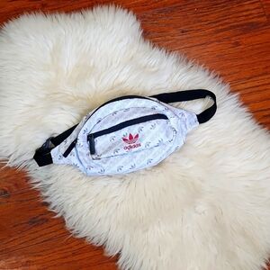 Adidas Original Crossbody Core Belt Bag